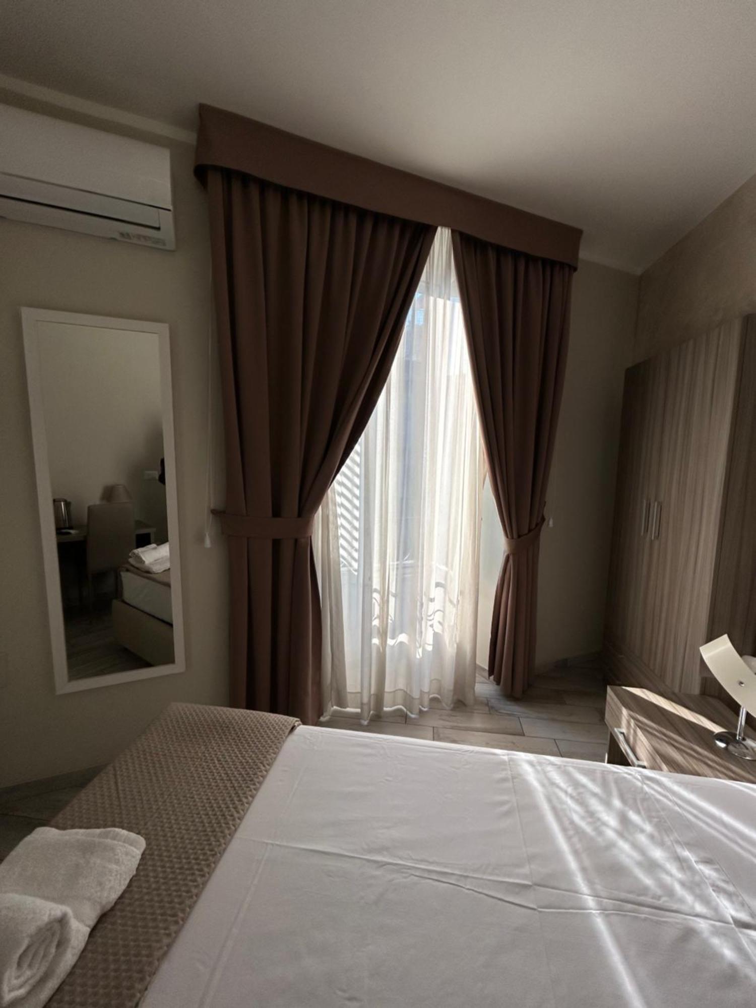 B&B Napoli Centrale N 74 エクステリア 写真