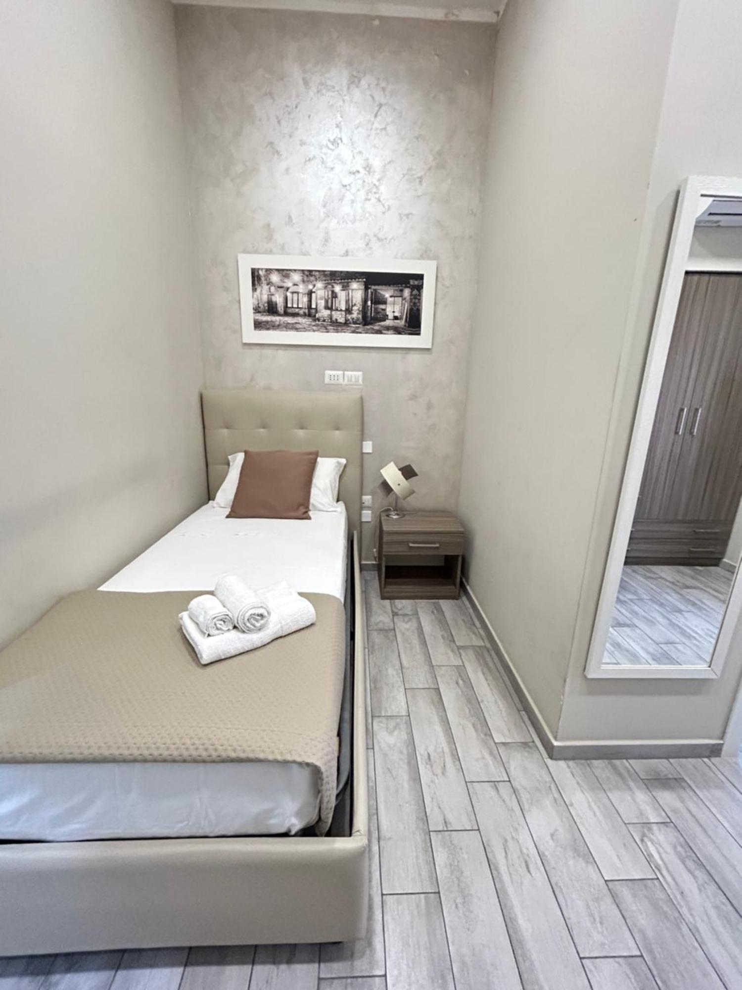 B&B Napoli Centrale N 74 エクステリア 写真